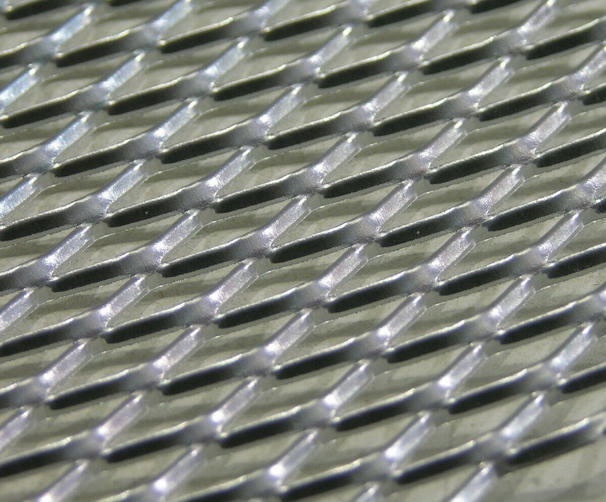 SAAS-Body-Kit-Mesh---Silver-400mm-X-280mm-|-19974